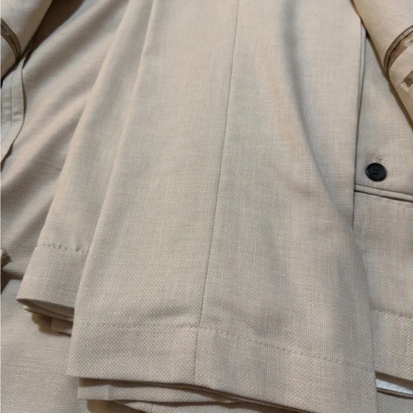 Calvin Klein Men's Light Tan Double-Breasted Suit